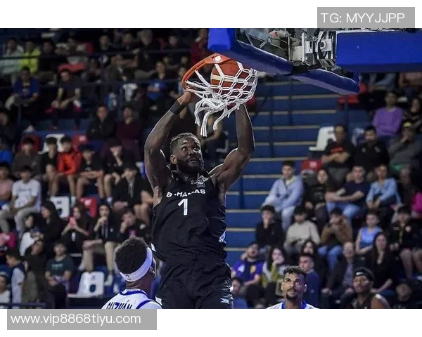 艾顿湖人生涯再创佳绩90命中率砍下20分10篮板追平队史第二多纪录